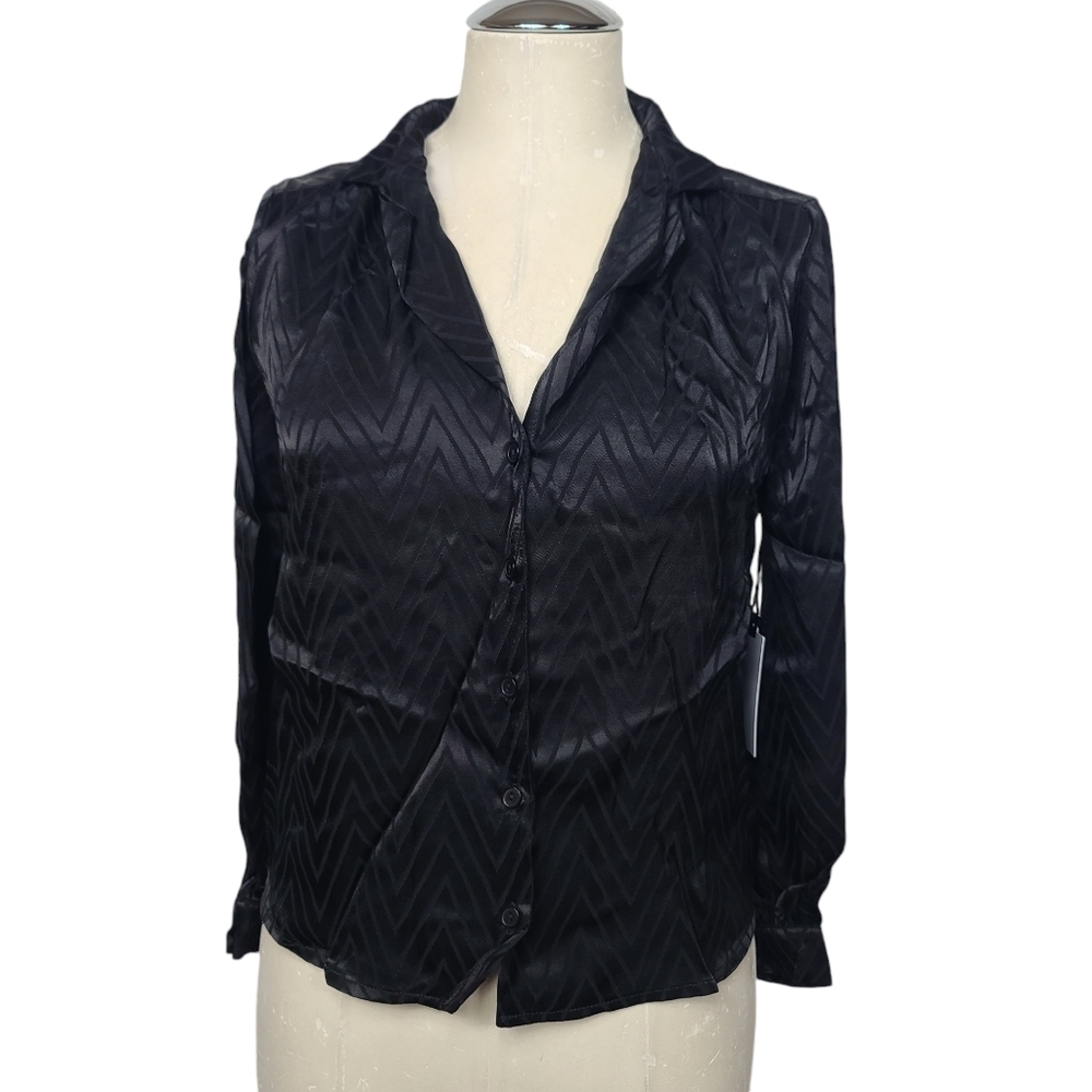 NWT ASTR Emilia Button Down Black V Neck Blouse XS